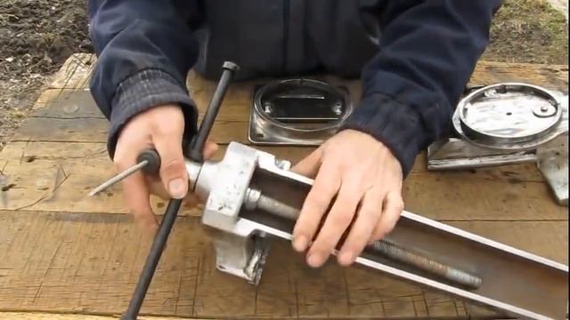 Handmade Vise Do-it-yourself Rotary Vise Поворотные тиски своими руками ! Всё гениальное - просто !