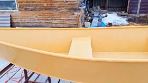 Покраска лодки в камыш