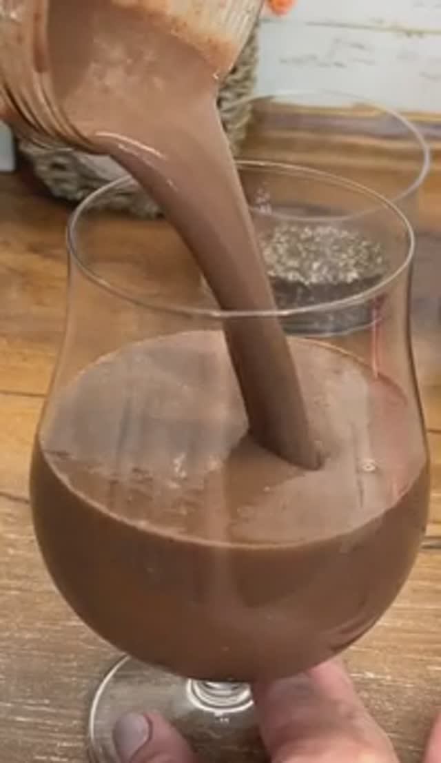 1 банан и ложка какао #Shorts Энергетический и бодрящий коктейль#shorts # смотреть онлайн