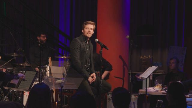Hunter Parrish - "Beautiful City" смотреть онлайн