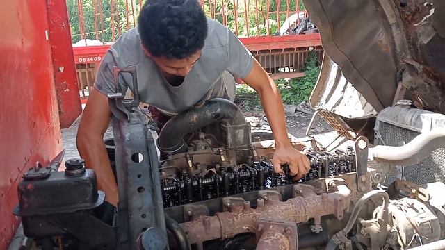 Tune up diesel engine Nissan FE6??? mechanic june смотреть онлайн