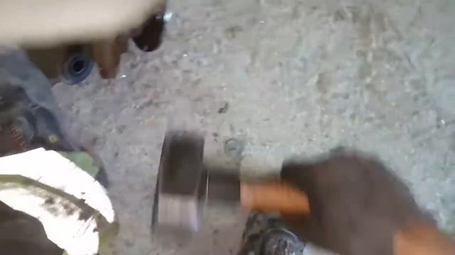 Volvo XC90- 05 /V8 rear bearing change смотреть онлайн