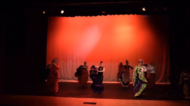 Flamenco Force - Bata Martinete смотреть онлайн