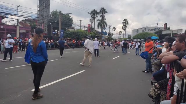 DESFILE ESTUDIANTL INSTITUTO NACIONAL ALBERTO MASFERRER INAM 15 DE SEPTIEMBRE DE 2022 смотреть онлайн