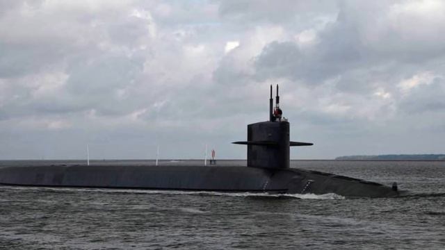 USS Wyoming launches Trident II D5 SLBM | Deadly submarine with lethal missile ! смотреть онлайн