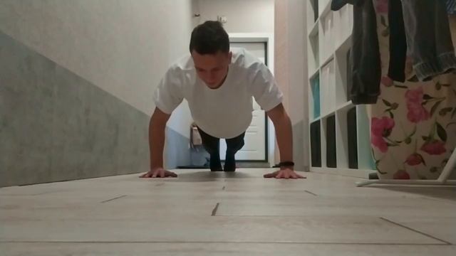 Я Делал 100 Отжиманий в течение 7 Дней и вот что вышло...ТРАНСФОРМАЦИЯ ТЕЛА смотреть онлайн