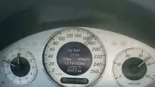 Mercedes-Benz E 400 CDI W211 0-100 Km/h
