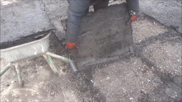 Демонтаж старого кровельного пирога с помощью отбойного молотка МОП 2 Ливны смотреть онлайн