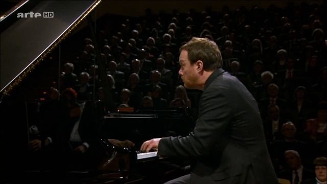 Edvard Grieg: Piano concerto in A minor, op. 16 | Lars Vogt смотреть онлайн