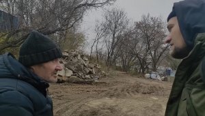 Как живут бездомные в центре Москвы| Почему так происходит| Отшельник