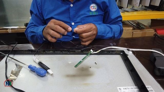 how to repair monitor dell E2216H Problem Button смотреть онлайн