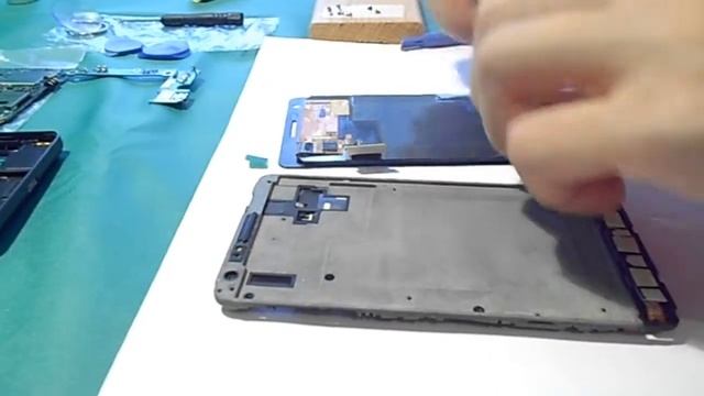 Замена экрана на Samsung Infuse 4G смотреть онлайн