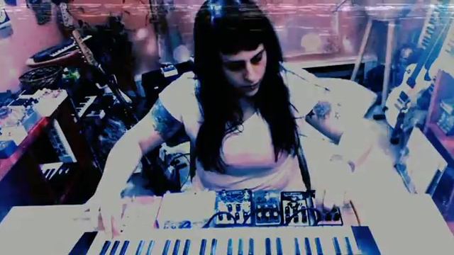processing a casio through the seamachine and transmisser reverb смотреть онлайн