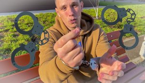 КАК ОТКРЫТЬ НАРУЧНИКИ БЕЗ КЛЮЧА? ?