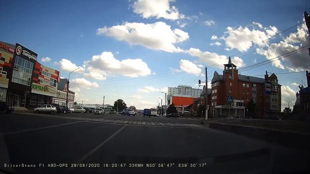 Лада гранта такси выехал наперерез не предоставил преимущества движению. смотреть онлайн