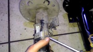 Замена передней стойки на Шкода Фабия