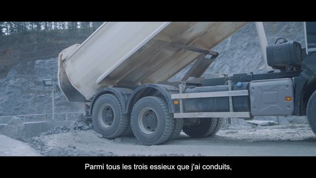 Interview d'Edouardo, conducteur poids lourd, au volant d'un Renault Trucks T Evolution смотреть онлайн