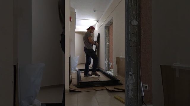 Установка дверей. Установка ВХОДНОЙ ДВЕРИ. Один установил тяжёлую входную дверь. смотреть онлайн