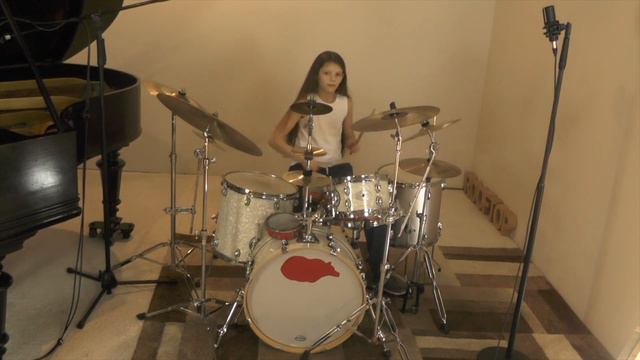 Lennart Kartmann goes Mozart Rondo alla turca LIVE on drums смотреть онлайн