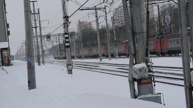 ЭД4м рейсом до Казанского вокзала смотреть онлайн