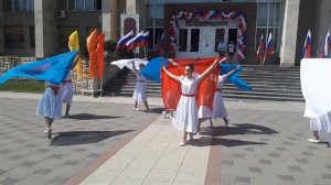 Ансамбль Вдохновение с композицией Полотна Российского флага