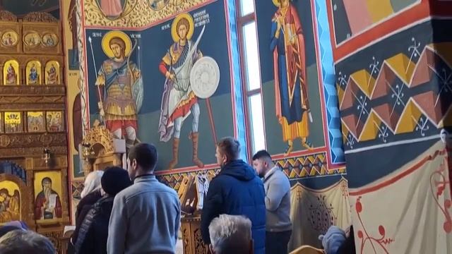 Verificați: cu aceste imagini de la liturghie, totul revine la normal, oriunde, în orice relație... смотреть онлайн