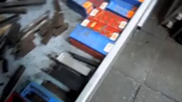 Разборка и поиск - лёгкий но хитроумный труд смотреть онлайн