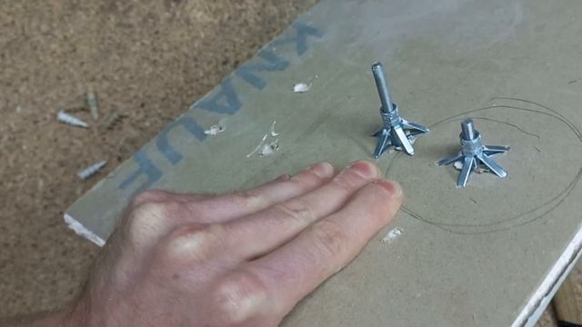 Крепления в гипсокартон, три вида надёжного крепежа смотреть онлайн