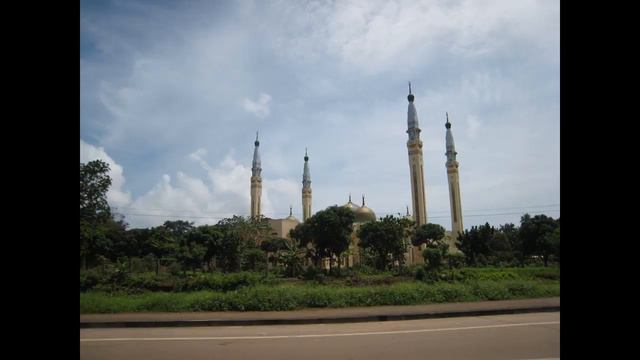 Mosque in Riyadha Mosque - Guinea | Islamic Videos смотреть онлайн