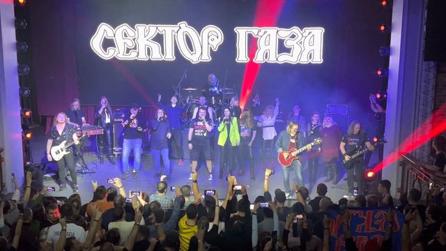 Пора домой Фестиваль 35 лет Легенде #Секторгаза #СГА 03.12.2022 Воронеж Сектор газа Золотой состав смотреть онлайн