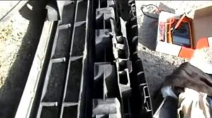 как снять передний бампер renault kangoo