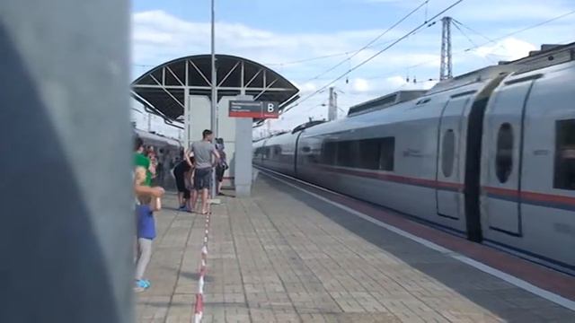 Скоростной "Сапсан" ЭВС1-14, ст. Бологое-Московское смотреть онлайн