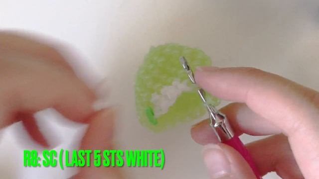 How to make a mini frog squishmallow/micromellow ?(rainbow loom)(intermeditate) смотреть онлайн