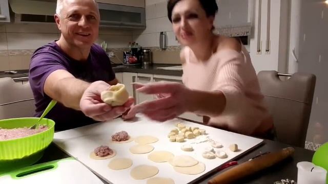 ГОТОВИМ МАНТЫ.РЕЦЕПТ ОТ ДЯДИ СЕРЁЖИ. СКОРО НОВЫЙ ГОД, ГОТОВИМСЯ ЗАРАНЕЕ. смотреть онлайн