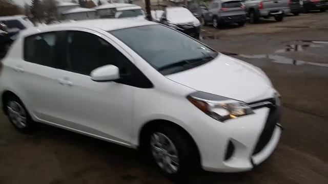 2015 Toyota Yaris 5dr Liftback Auto LE (Natl) 4 Door Station Wagon смотреть онлайн