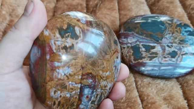 сухтилинская яшма (пикассо), натуральный камень смотреть онлайн