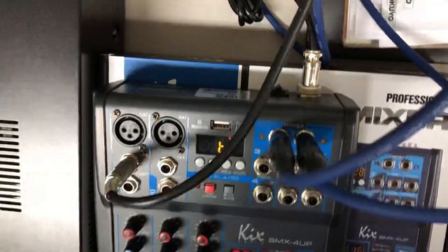 Kevler GX5 Amplifier with KIX Audio BMX-4UP Mixer and KX650 Speaker смотреть онлайн