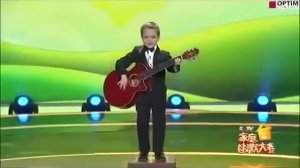 В него влюбился весь Китай.Русский парень на шоу талантов в Китае. Гордей Колесов.