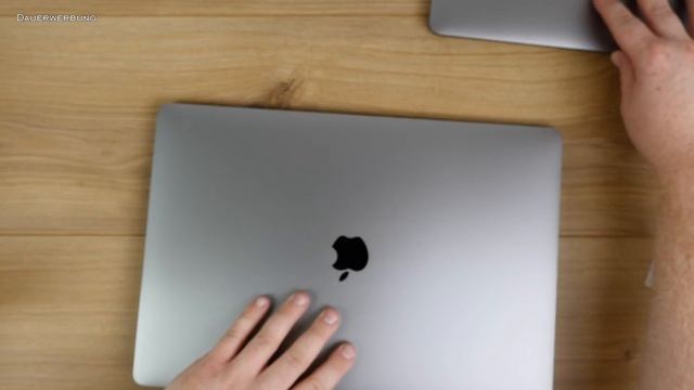 MacBook Pro 15" 2018 - Unboxing und erster Eindruck! // i9, 2 TB SSD & 32GB RAM // DEUTSCH смотреть онлайн