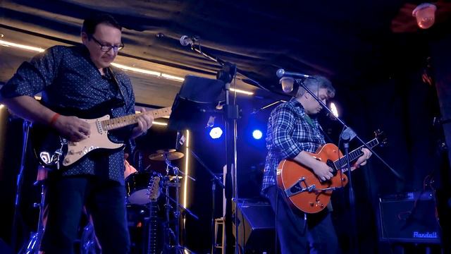 У меня на сердце (live) смотреть онлайн