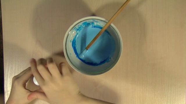 Цветной лизун из клея ПВА за 5 минут. Как сделать слайм. Slime of PVA glue. смотреть онлайн