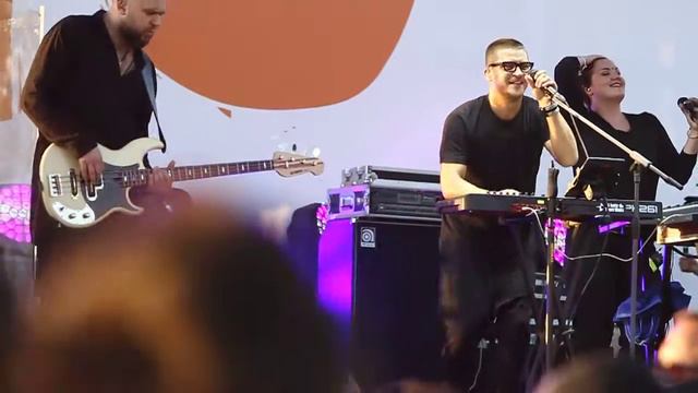 Therr Maitz - Found U (live In Novosibirsk)