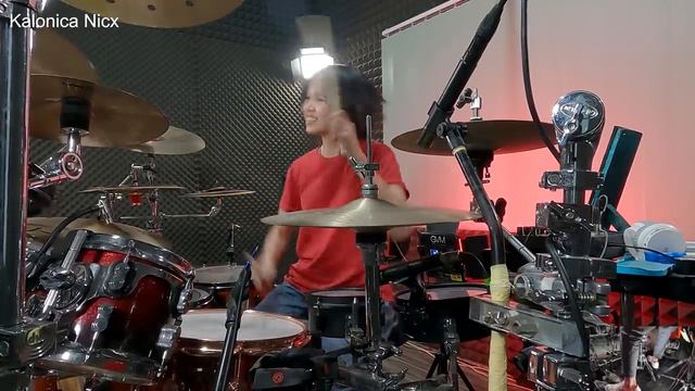 Bon Jovi - You Give Love A Bad Name - Tico Torres __ Drum cover by KALONICA NICX смотреть онлайн