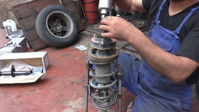 Шевроле лачетти. Замена задних амортизаторов. смотреть онлайн