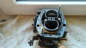 черные свечи и большой расход топлива .ваз 2105