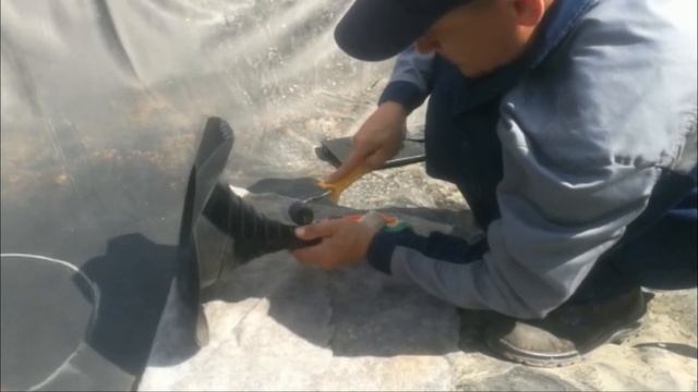 Убираем газовый пузырь в пруду. Что бывает, если не сделать дренаж! смотреть онлайн