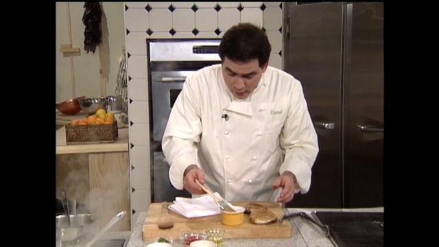 Essence of Emeril S1E107 - Portobello Mushrooms смотреть онлайн