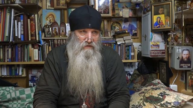 Как Святая Вода и Крестное Знамение освобождает душу из плена плотских страстей. смотреть онлайн