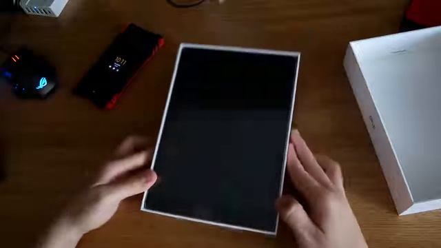 Купил iPad 2017 смотреть онлайн