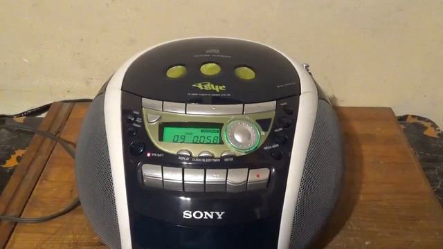 Radiograbadora Sony CD-Cassette Psyc CFD-E95 (01) смотреть онлайн